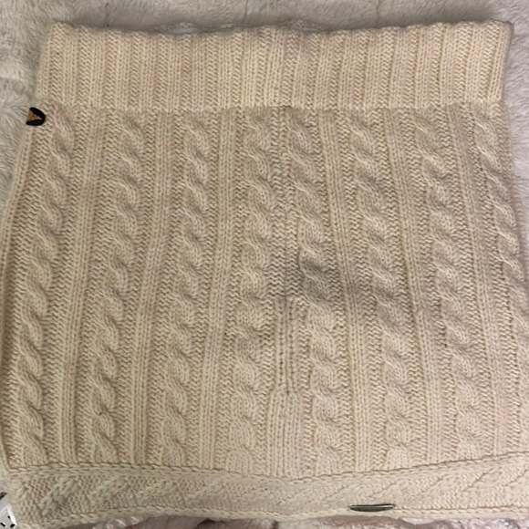 Everest Dresses & Skirts - COPY - EVEREST DESIGNS~Cable Knit Ivory Mini Skirt~Made In Nepal~M worn once!